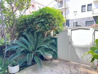 Planta baja en Segur Platja. Planta baja  en 1 línea lateral cerca de todos los servicios