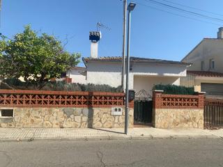 Xalet  Ntra sra remei. Vivienda en santa oliva  oportunidad de reforma