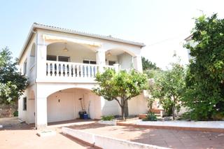 Maison à La Franquesa-Oasis Park. Casa independiente en oasis del vendrell