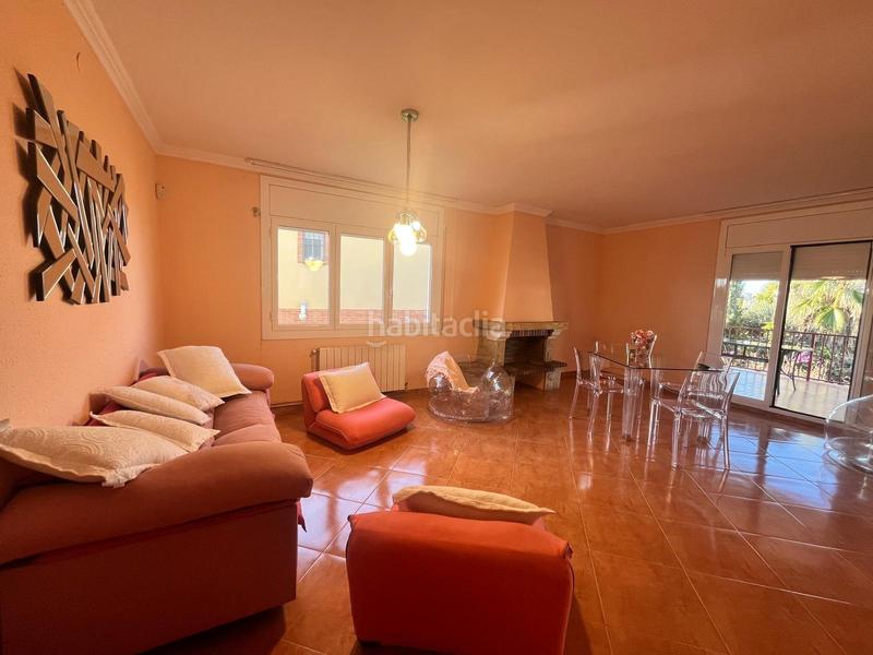 Foto 901c5255-3451-45b2-944e-72dc6df39df1. Chalet casa independiente en el centro con vistas despejadas en Creixell