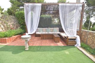 Casa  Calle juan ramon jimenez. Encantadora casa en mas mateu con piscina y licencia turística