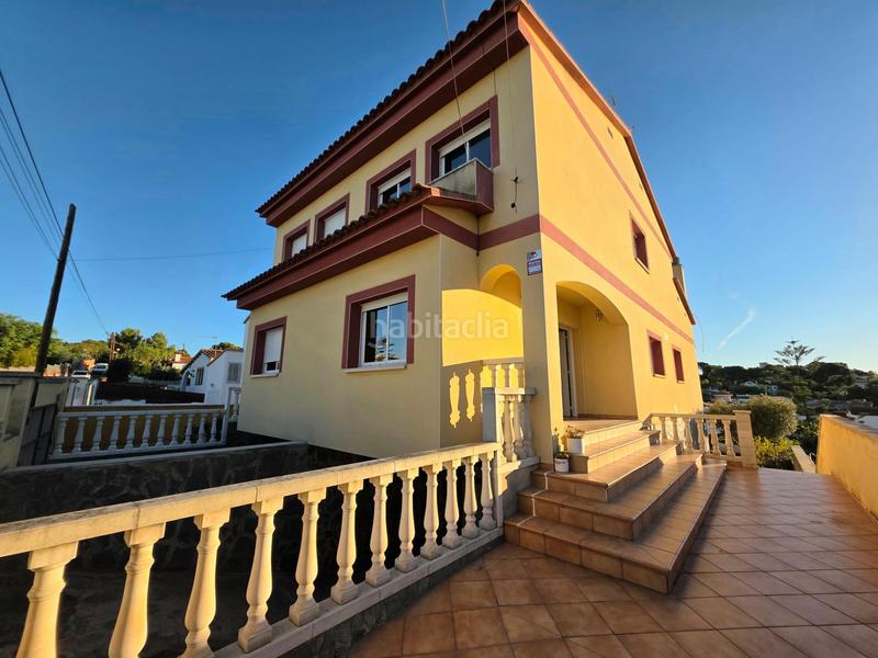 Foto 8aa232d3-f864-4b9d-ac06-66835a610877. Casa a schiera con riscaldamento parcheggio in Pobla de Montornès (La)