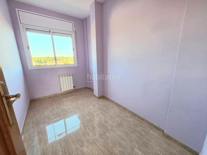 Foto bd5047ee-bc7b-48f1-adf3-9da8a450760c. Casa a schiera con riscaldamento parcheggio in Pobla de Montornès (La)