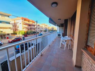 Appartement  Vendrell. Apartamento de 2 habitaciones en cunit  can toni    zona playa