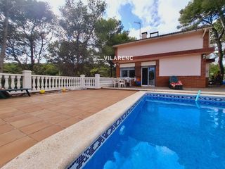 Xalet  Violeta. Chalet independiente con piscina y gran parcela en valldemar  ca