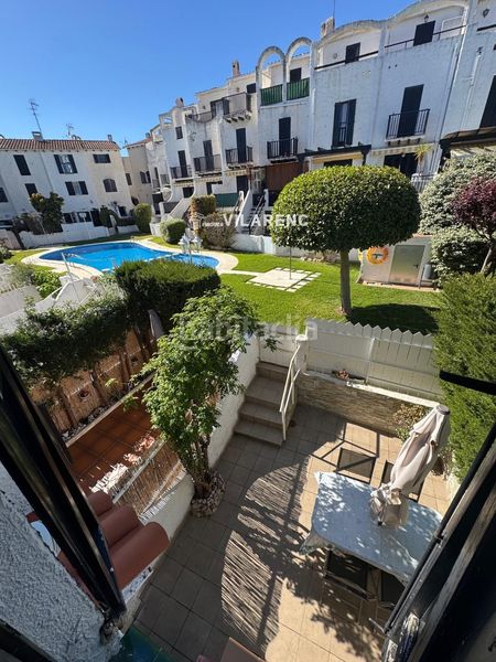 Foto 1075c7a4-ba58-4f79-97be-cb3341a67d7e. Casa adossada amb calefacció aparcament piscina a Torredembarra