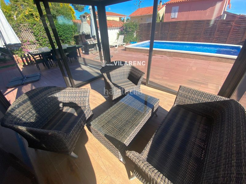Foto 4360751e-c341-465e-9ce3-ac7228b37ab9. Xalet amb aparcament piscina a Cunit residencial Cunit