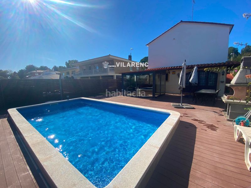 Foto baf5b176-8311-4501-9eca-7175cae253f2. Xalet amb aparcament piscina a Cunit residencial Cunit
