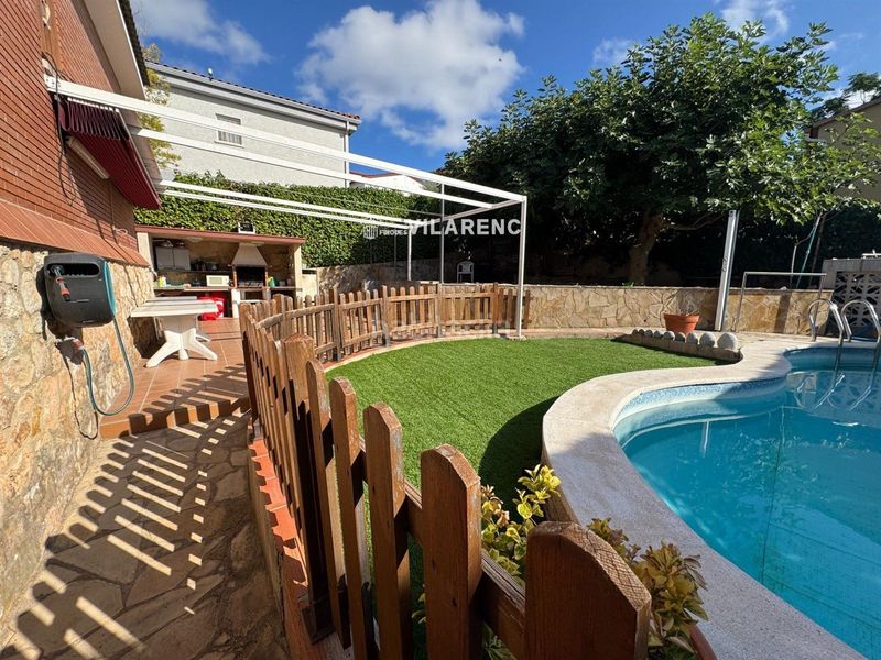 Foto eb7c6e29-2b00-4975-949e-3443d6a69fb6. Xalet amb calefacció aparcament piscina a Calafell park Calafell