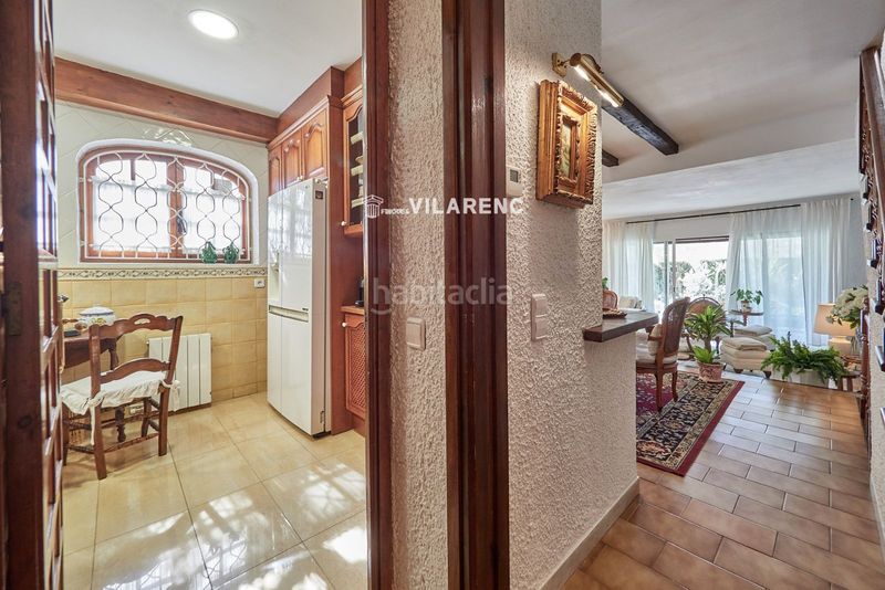 Foto b4a64977-f463-4d96-b801-314066bf34ab. Casa adossada amb calefacció aparcament piscina a Calafell