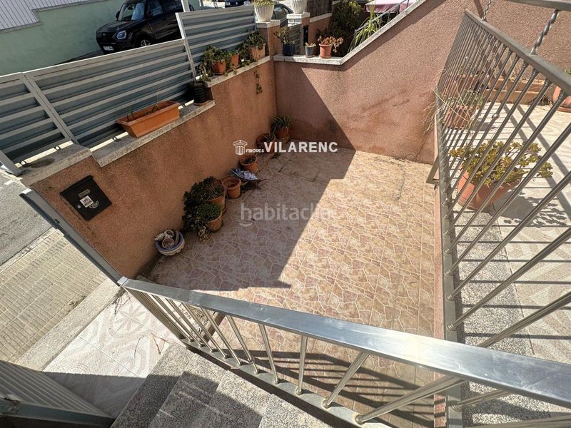 Foto dc45f977-287d-4709-bcd9-58180b1d4f54. Casa adossada amb aparcament piscina a Calafell poble Calafell