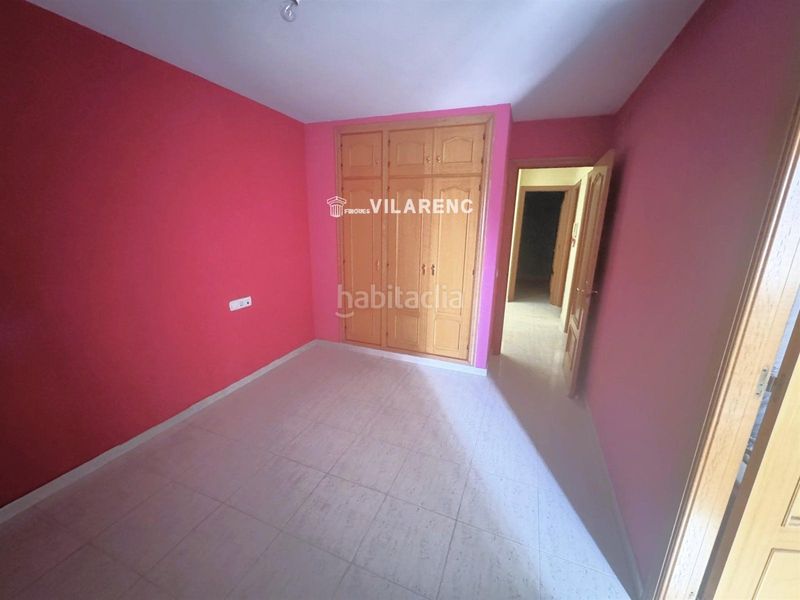 Foto ddcba23e-d715-4cf7-bc0a-4af1cc402c77. Casa adossada amb aparcament piscina a Calafell poble Calafell