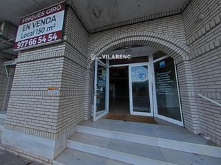 Local commercial  Del baix penedès. Local comercial en venta en el tancat