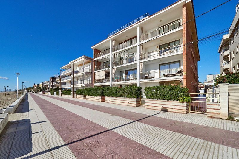 Foto d1a09cea-4c28-45e1-bd7d-623662f7a5d2. Pis amb calefacció aparcament a Bonavista Vendrell (El)