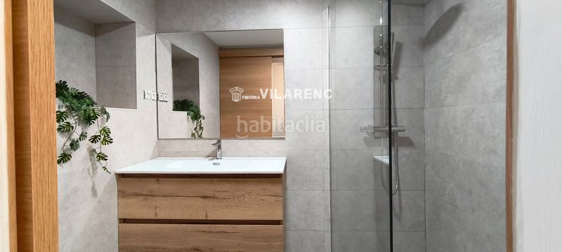Foto e7ef5a14-5af7-4b7e-b888-aa67a7cbaa52. Casa amb calefacció a Centre Vendrell (El)