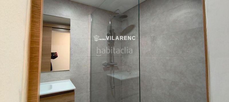 Foto f63e841b-4b40-4065-974d-d9c1543e4081. Casa amb calefacció a Centre Vendrell (El)
