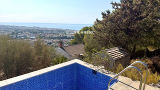 Xalet  Lituania. Chalet en segur de calafell