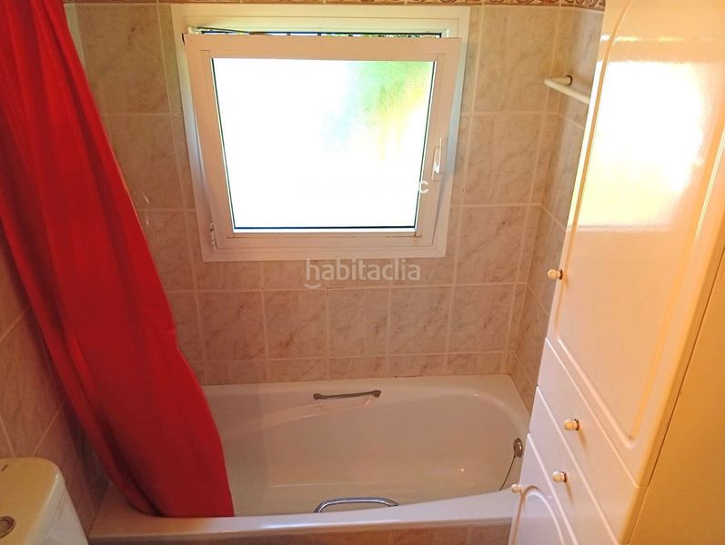 Foto ac7993f5-c346-4df7-825b-5be10af5aeb2. Semi detached house with parking pool in Alorda Park Calafell