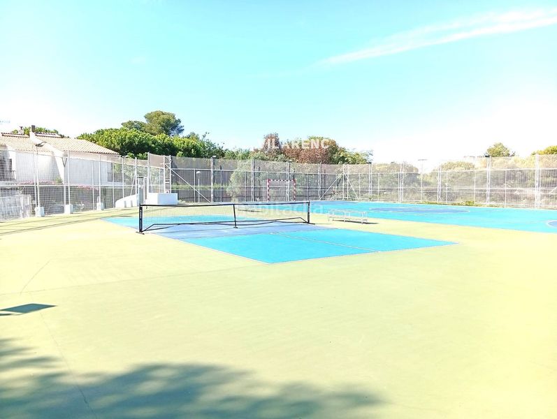 Foto c70a7ef8-bbcd-47b4-9df8-0c6ab9e4cca7. Semi detached house with parking pool in Alorda Park Calafell