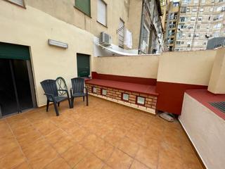 Miete Etagenwohnung in Carrer de borrull 21. Bonito piso con terraza junto a la gran vía fernando el católico