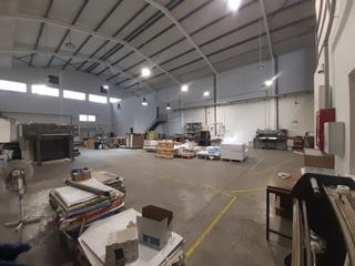 Nau industrial  Carrer palmiters. Excelente nave industrial en venta y alquiler en els mollons.