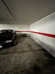 Location Parking voiture  Carrer de maldonado. Excelente plaza de garaje para coche pequeño en ciutat vella.
