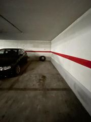 Location Parking voiture  Carrer de maldonado. Excelente plaza de garaje para coche pequeño en ciutat vella.