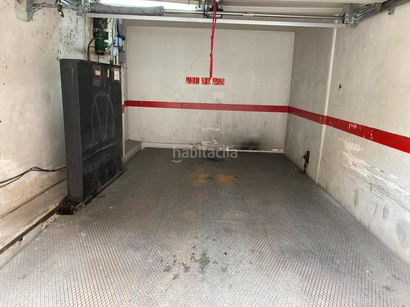 Foto bb2c87dd-829b-438e-b74a-4668f180bbb7. Parking voiture dans Arrancapins Valencia