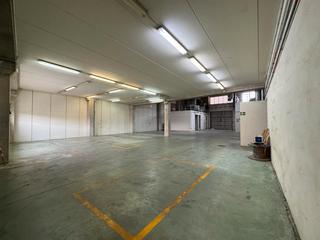 Nau industrial  Carrer de karl marx. Venta de nave industrial de 2.197m2 en venta en horno alcedo.