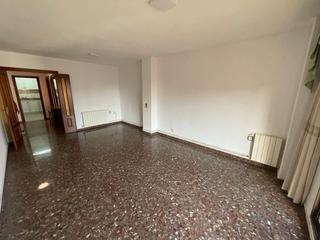 Location Appartement  Avenida blasco ibáñez. Alquiler de bonita y luminosa vivienda en el barrio campamento.