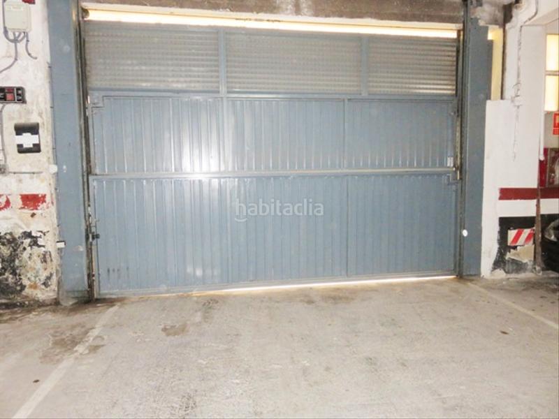 Foto f1e9655c-8b54-4007-a67a-22990559a14c. Posto auto in El Carme Valencia