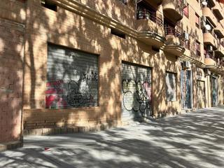 Local Comercial  Carrer de dolores marqués. Fántastico bajo comercial junto a la avenida alfahuir.