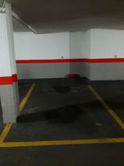 Location Parking voiture  Carrer de colón. Oportunidad de alquilar plaza de garaje en la calle colón.