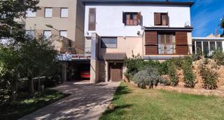 Chalet  Calle doctor zahonero. Estupendo chalet en el centro del pueblo de siete aguas.