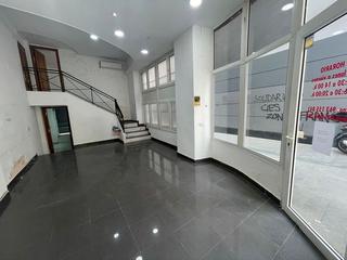Lloguer Local Comercial  Carrer de murillo. Local en alquiler en una ubicación inmejorable. 120m2.