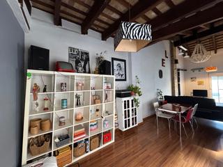 Piso en Carrer de maldonado 36. Encantadora vivienda de 86m2 reformada junto a la plaza del pila