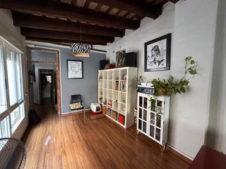Piso en Carrer de maldonado 36. Encantadora vivienda de 86m2 reformada junto a la plaza del pila