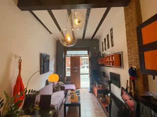 Location Appartement  Plaça de rojas clemente. Bonito bajo vivienda con terraza frente al mercado rojas clement