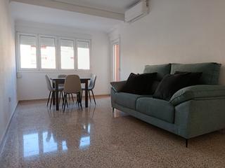 Location Appartement  Calle manuel rehués pérez. Excelente pisazo en alquiler en buñol. 95m2.