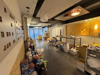 Location Local commercial  Carrer del túria. Estupendo local en pleno corazón del botánico.