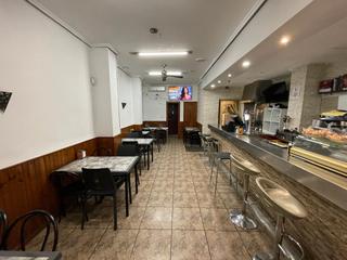 Traspàs Local Comercial  Carrer de velázquez. Traspaso de bar en la zona de nou moles junto a las nuevas conse