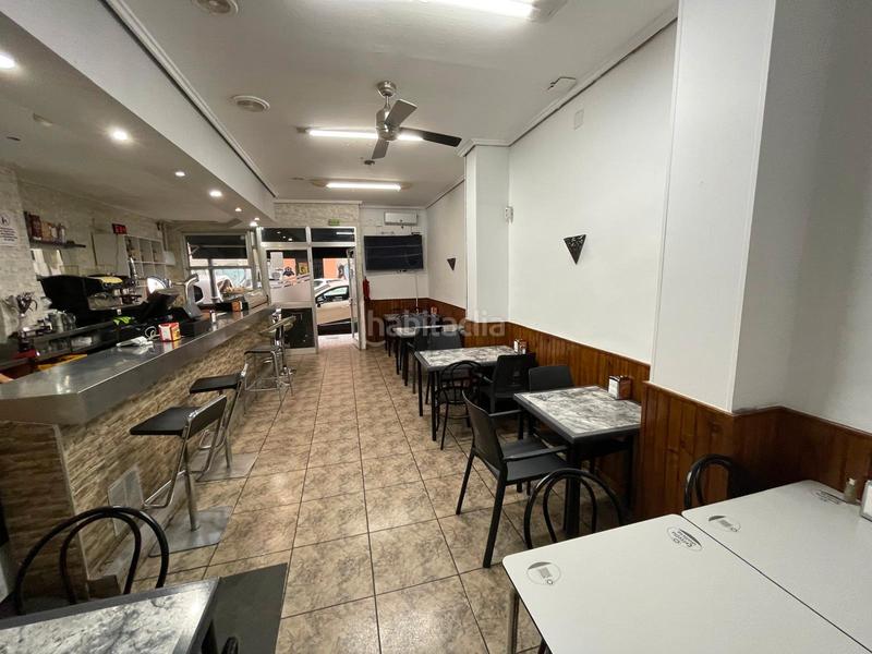 Foto 1853b5b8-23a0-45cc-a586-88614267293b. Pas-de-porte local commercial dans Nou Moles Valencia