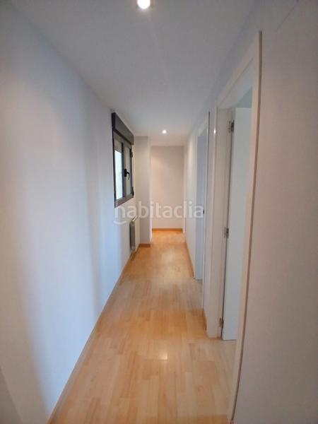 Foto cbbbcd1e-e38b-4e23-9f1d-63c685d150e5. Alquiler piso en Mont Olivet Valencia