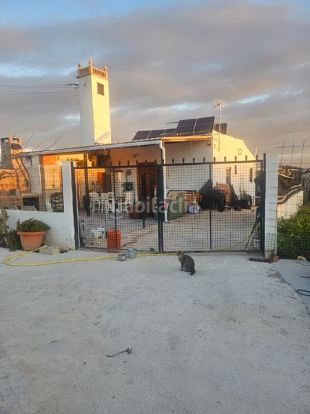 Foto d29ade3d-2d2e-4ecb-92cf-5c9e8cf2d733. Masia a Picassent