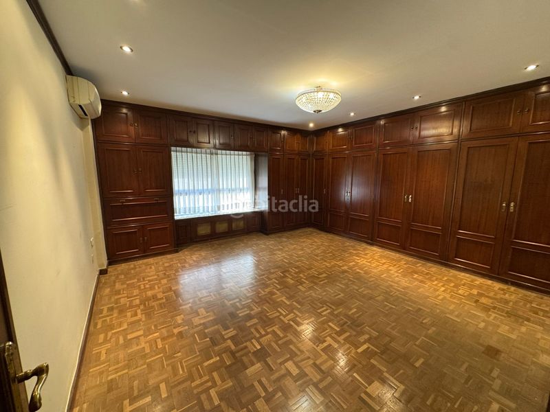 Piso maravilloso piso junto a la gran via germanías y la plaza de toros. en Valencia - Imagen 9