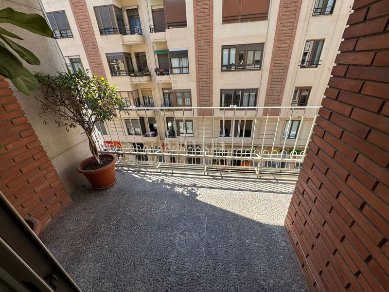 Piso maravilloso piso junto a la gran via germanías y la plaza de toros. en Valencia - Imagen 24