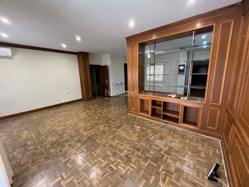 Piso maravilloso piso junto a la gran via germanías y la plaza de toros. en Valencia - Imagen 2