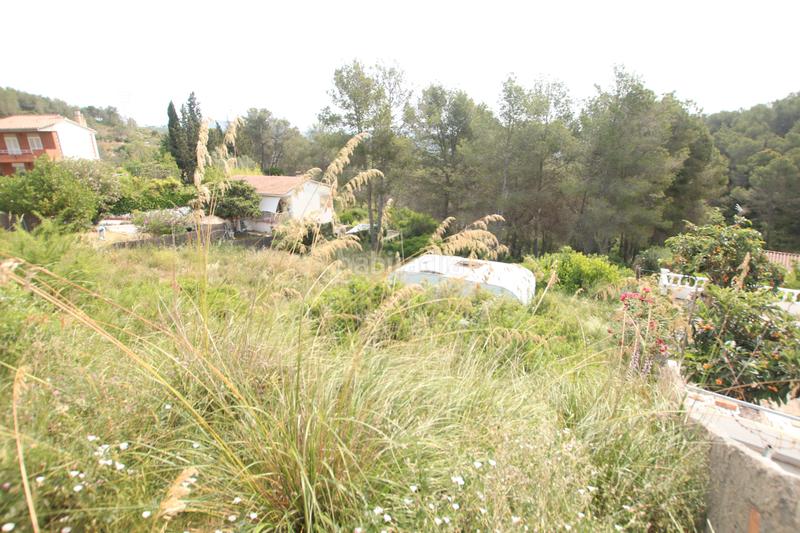 Foto 62d8bf63-3ee6-43f9-b9be-5cd10e023d42. Terreno residencial en carrer el ginebre 4 zona tranquila a 10 minutos del centro en Sant Pere de Ribes