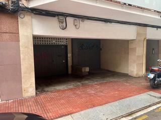 Aparcament cotxe a Carrer d'antoni gaud 5. Plaza de parking coche pequeo