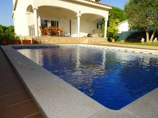 Casa a Golf Costa Brava. Gran casa en santa cristina daro en una zona tranquila